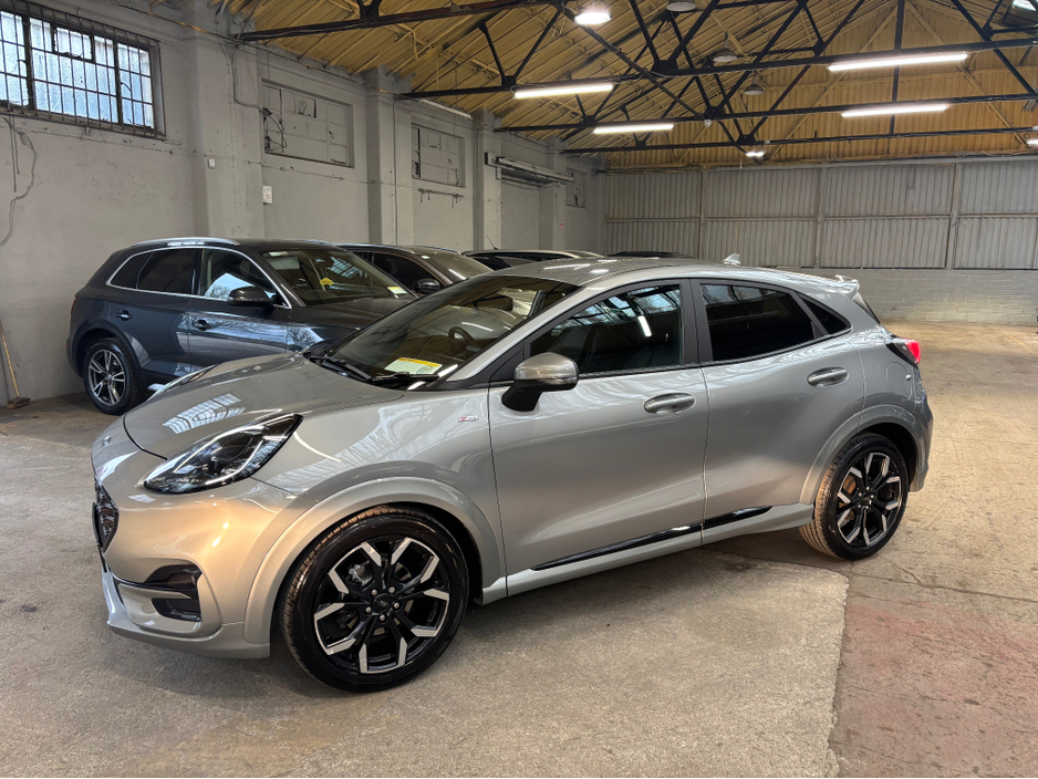 2021 Ford Puma - image 2