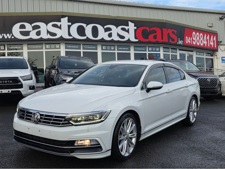 2016 Volkswagen Passat ( 162 REG 2.0 TSI R-LINE FULL LEATHER SEATS ELECTRIC HEATED SEATS SAT-NAV REV CAMERA BLIND-SPOT CARPLAY ANDROID AUTO €19,950