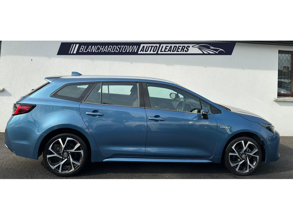 2021 Toyota Corolla - image 9