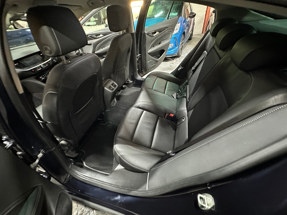 2018 Opel Insignia 1.5 (140PS) Turbo ecoTEC Elite €11,888