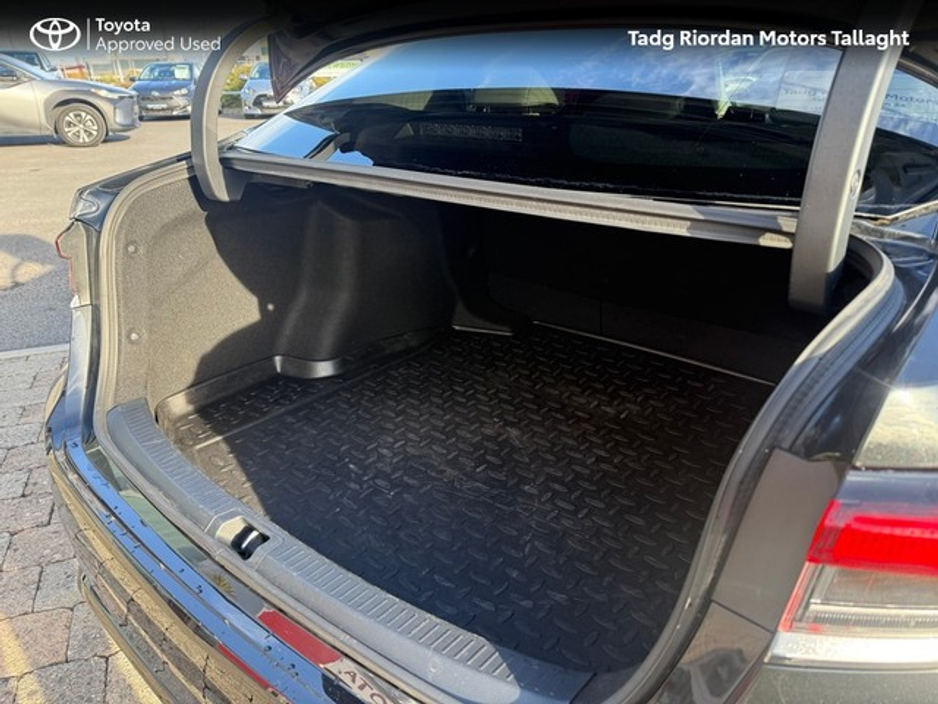 2022 Toyota Corolla - image 9