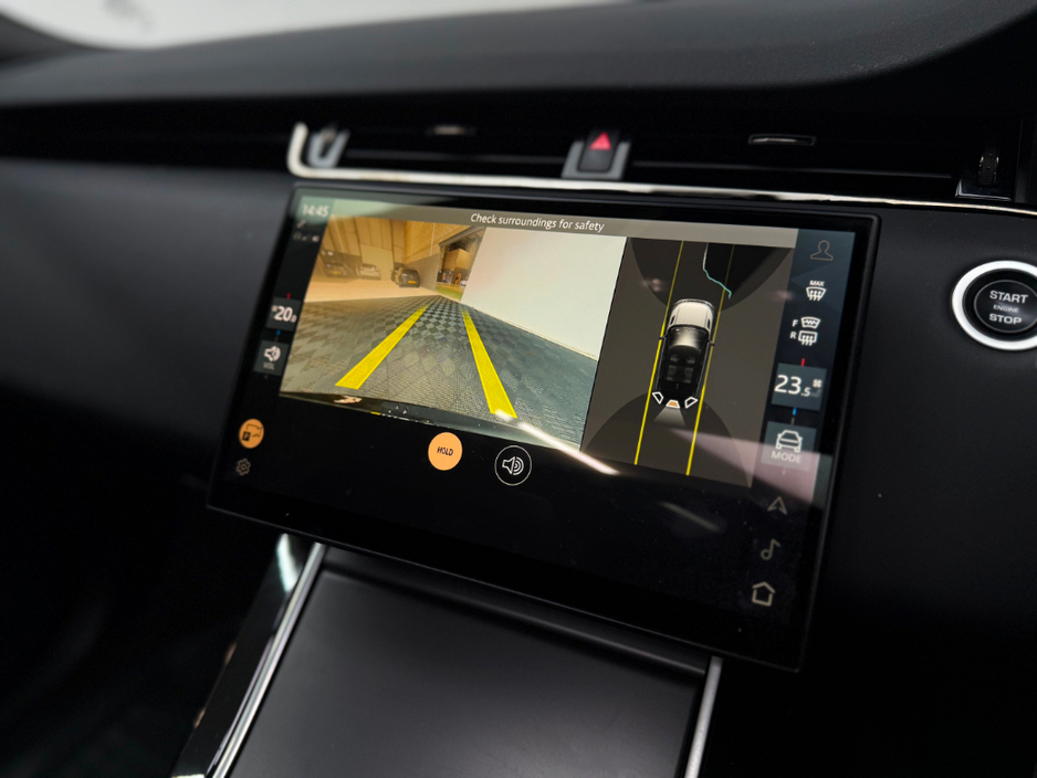 2024 Land Rover Range Rover Evoque HSE DYNAMIC P300E *PAN ROOF* €51,990