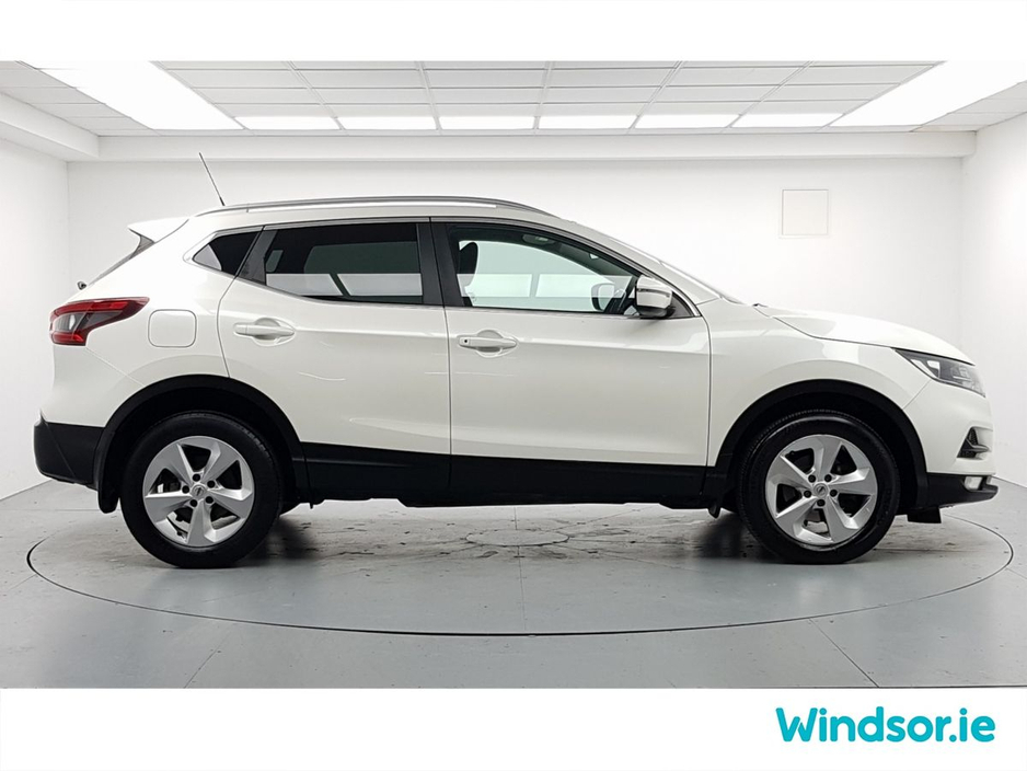 2020 Nissan Qashqai 1.3 PET SE €22,495