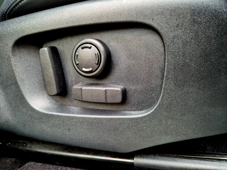 2021 Land Rover Range Rover Sport - image 11