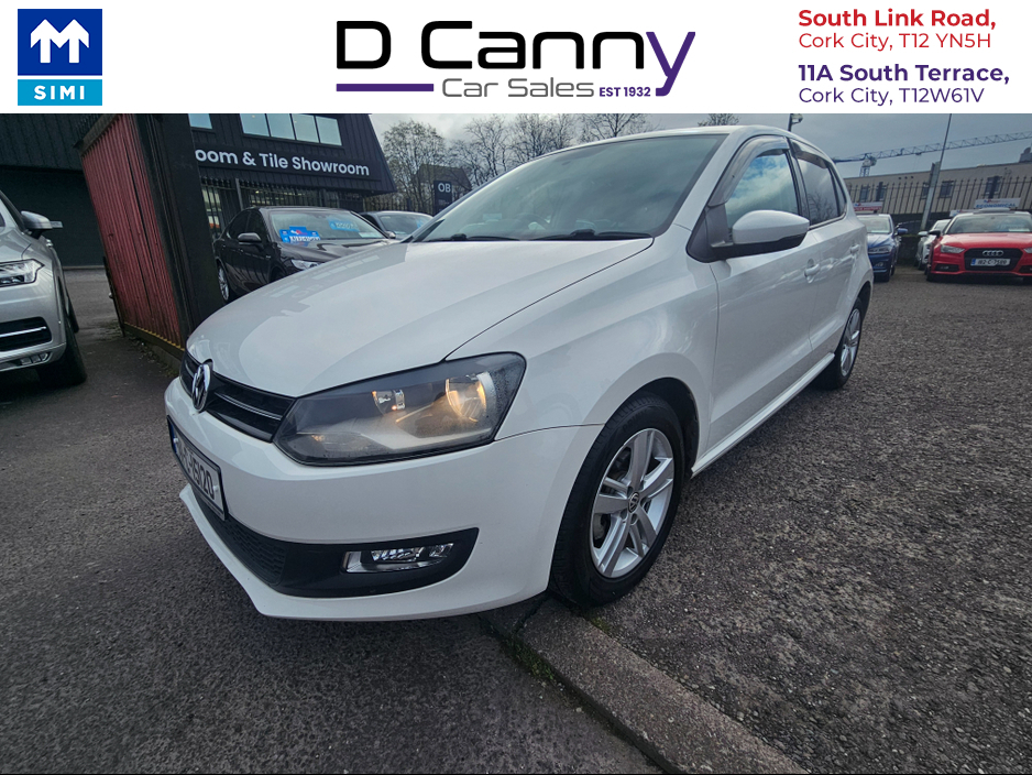 2014 Volkswagen Polo - image 3