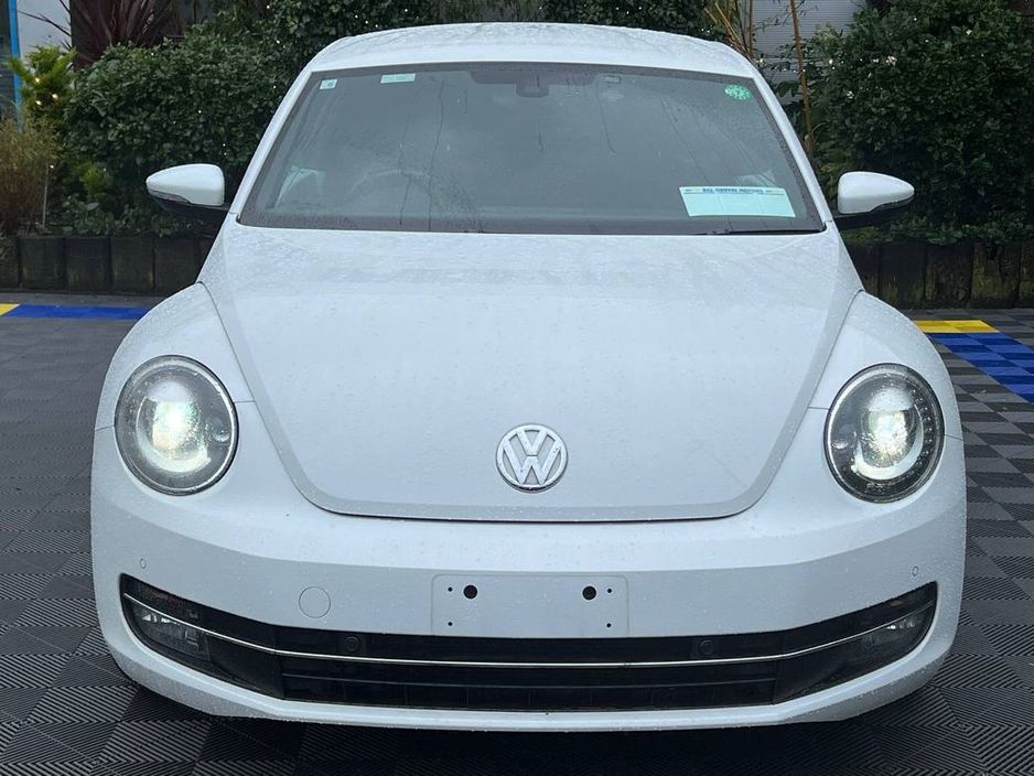 2014 Volkswagen Beetle DESIGN 1.2 TSI // LEATHER HEATED SEATS // PARKING SENSORS // 17" ALLOYS €11,950