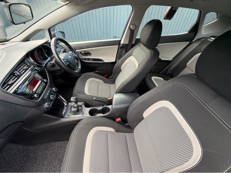 2017 Kia Ceed - image 39