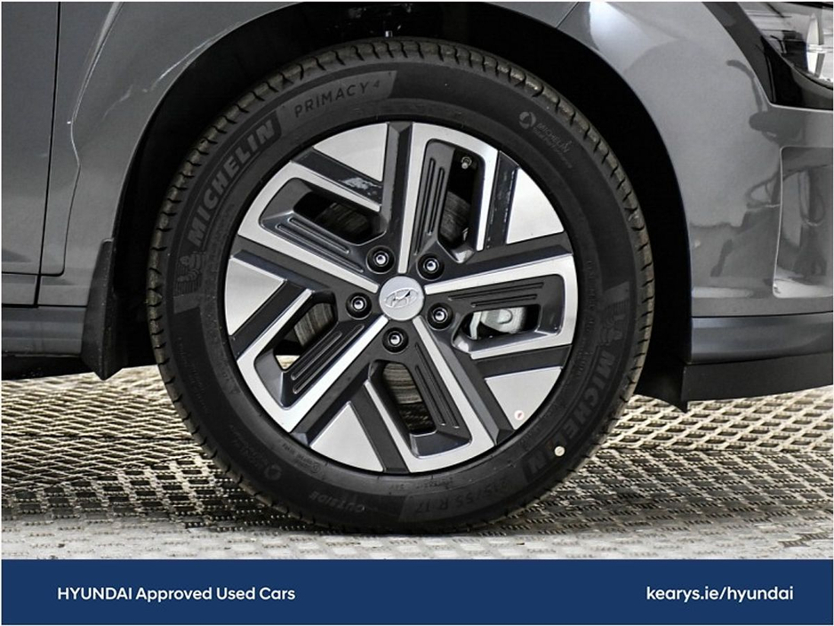 2023 Hyundai Kona - image 8