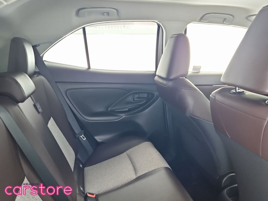 2021 Toyota Yaris Cross - image 10