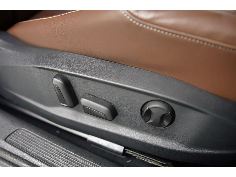 2018 Volkswagen Golf - image 21