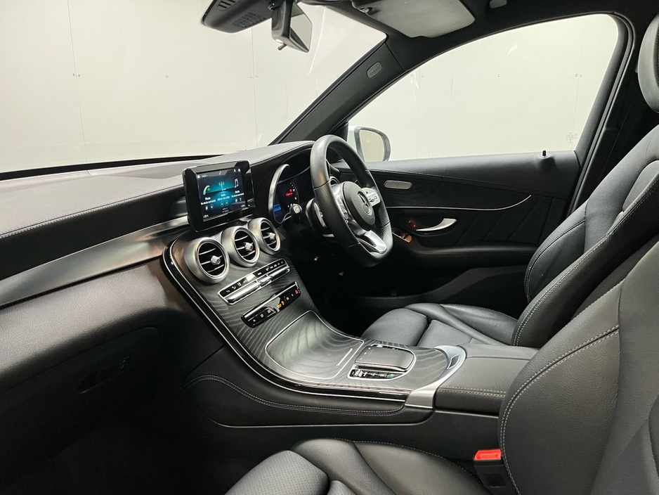 2021 Mercedes-Benz GLC Class - image 12