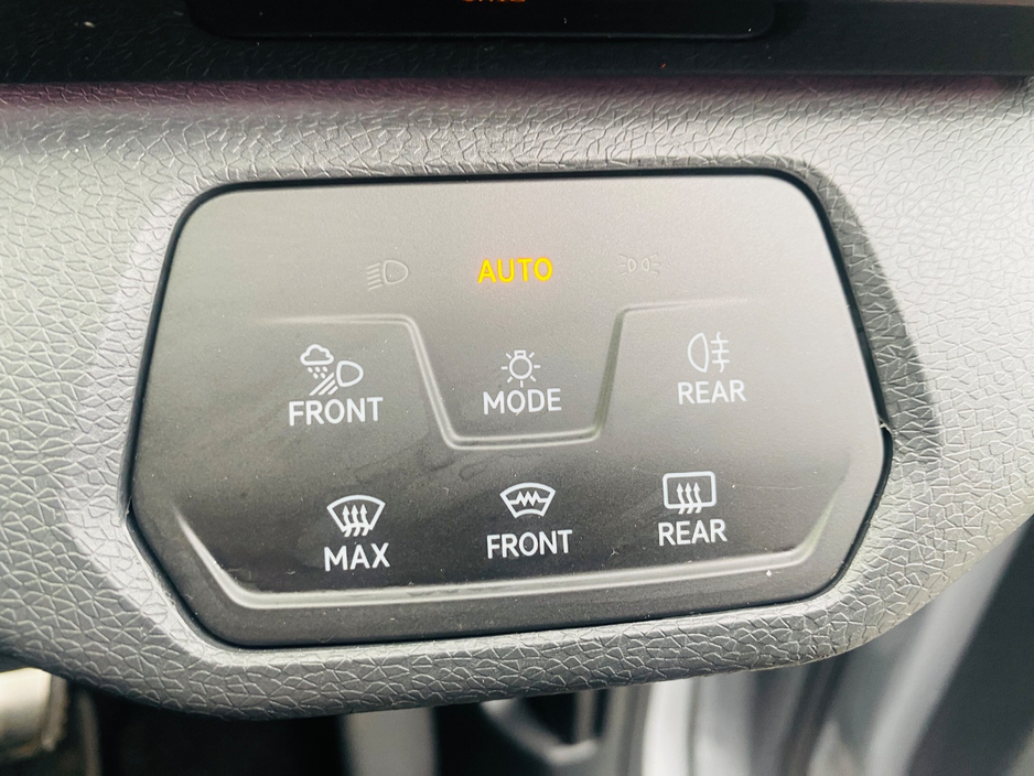 2024 Volkswagen ID.4 - image 19