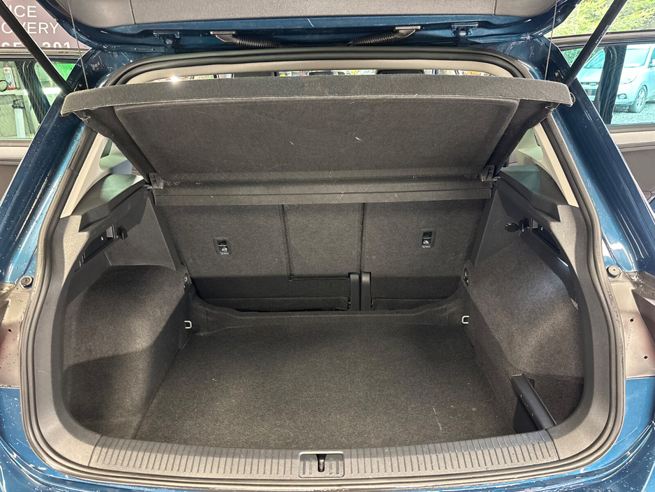 2022 Volkswagen Tiguan - image 15
