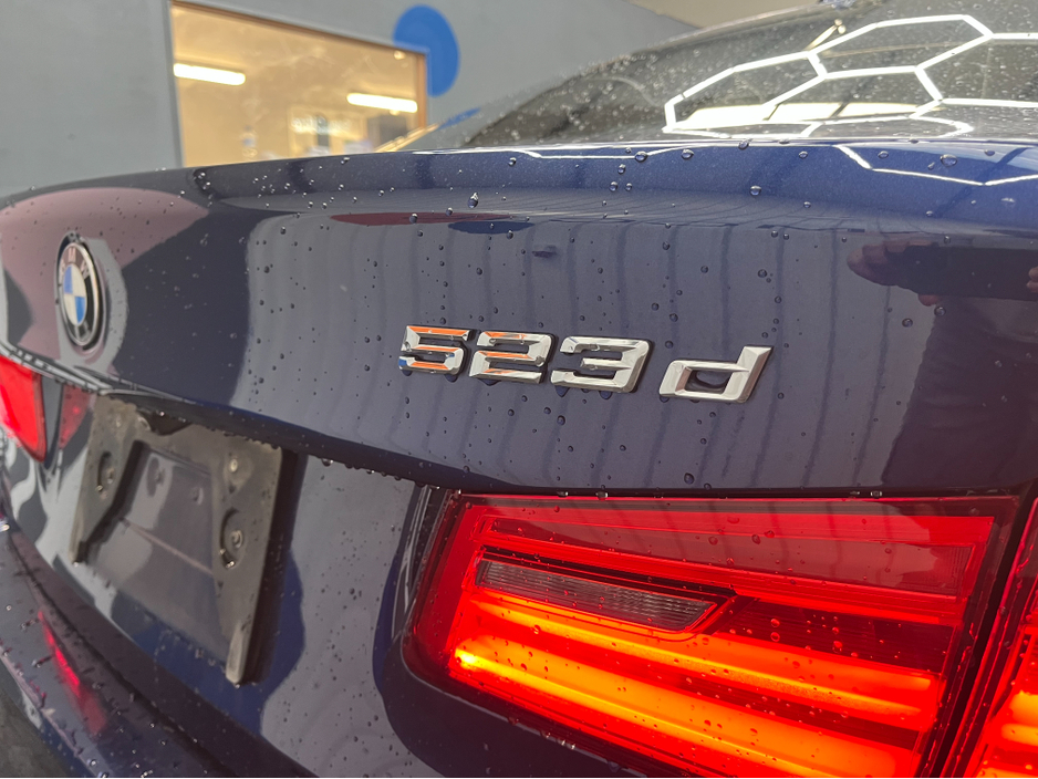 2017 BMW 5 Series €22950 2017 BMW 520D 523D 2.0 AUTOMATIC / CRUISE CONTROL / REVERSE CAMERA / ELECTRIC MEMORY & HEATED SEATS AND MORE €22,950