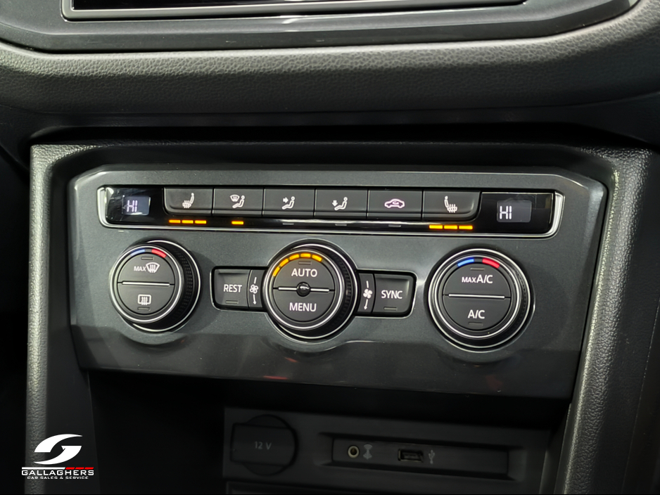 2017 Volkswagen Tiguan (171) R-LINE 2.0 TDI **4MOTION 240BHP**DSG AUTO €24,995