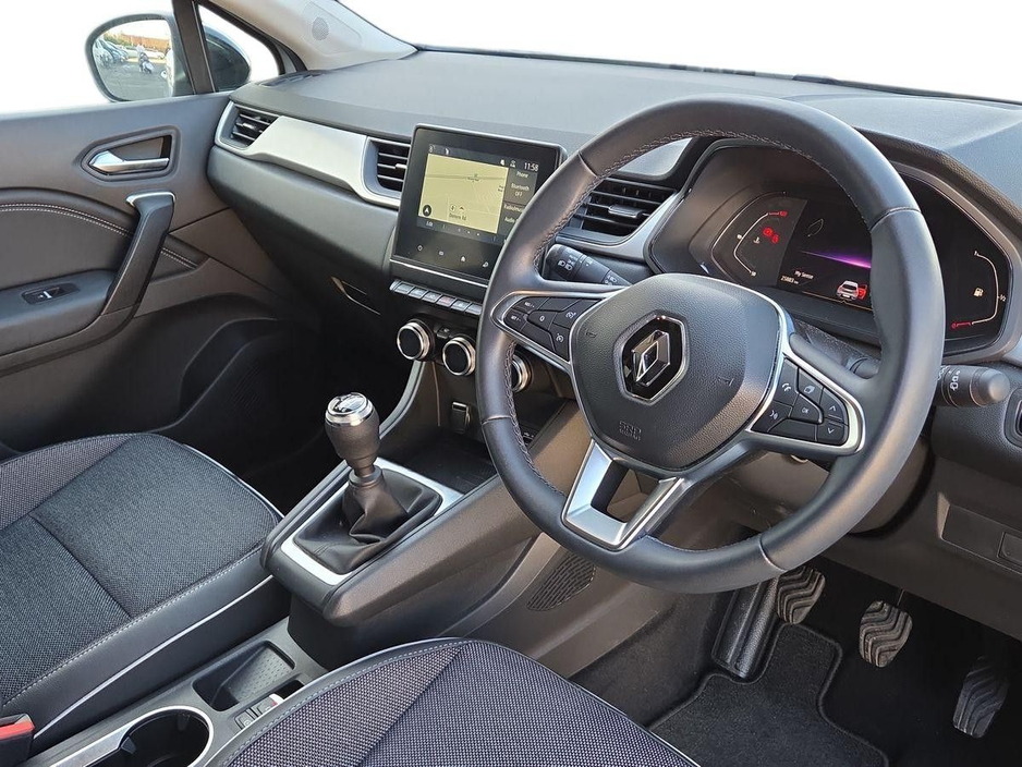 2023 Renault Captur - image 6