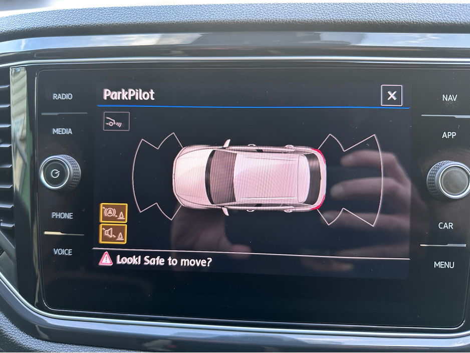 2019 Volkswagen T-Roc - image 13