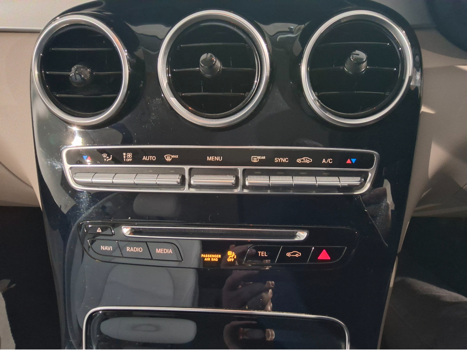 2019 Mercedes-Benz GLC Class 220 D 4MATIC - Low Mileage - Stunning Car - NCT March 2027 - €32,950