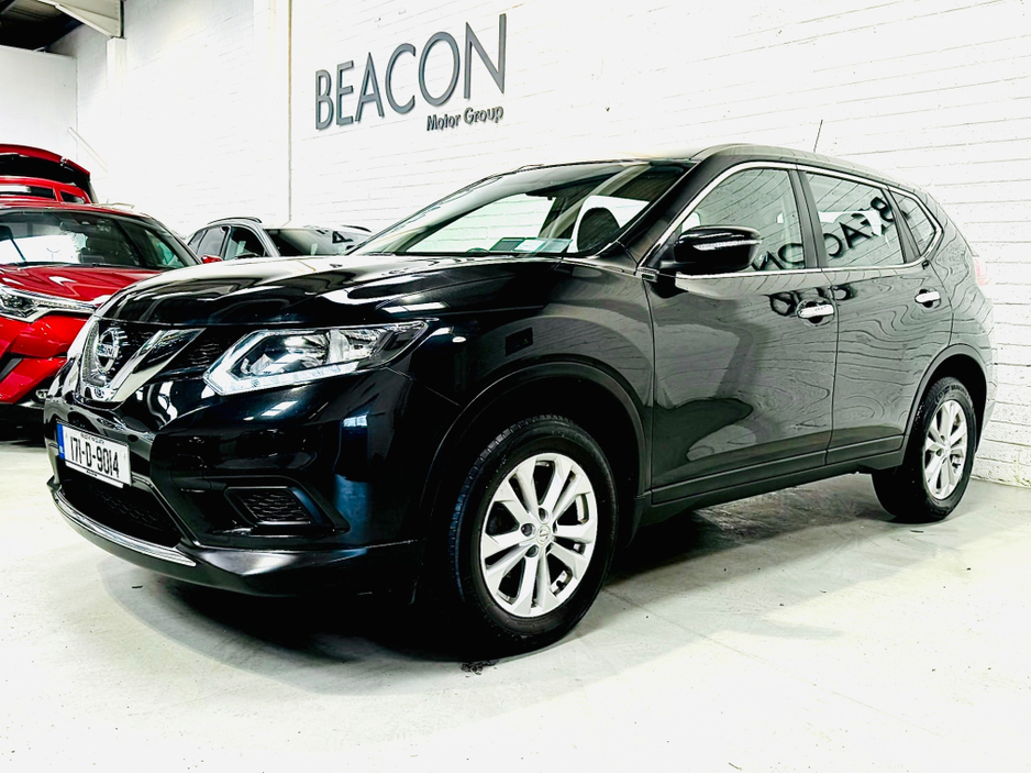 2017 Nissan X-Trail - image 3