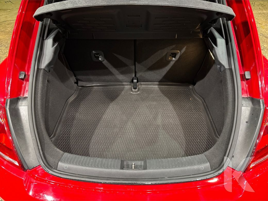 2016 Volkswagen Beetle AUTOMATIC 1.2L TSI - FACTORY ALLOY WHEELS - A/C HEATING CONTROLS €13,950