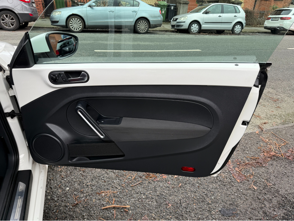 2014 Volkswagen Beetle 1.2tsi Automatic, Only 92kms, New Nct 02/2027, Bluetooth, Apple Car Play, Android Auto, Reversing Camera, Cruise Control, Alloys, A/C, Service & Warranty, SIMI, €11,950