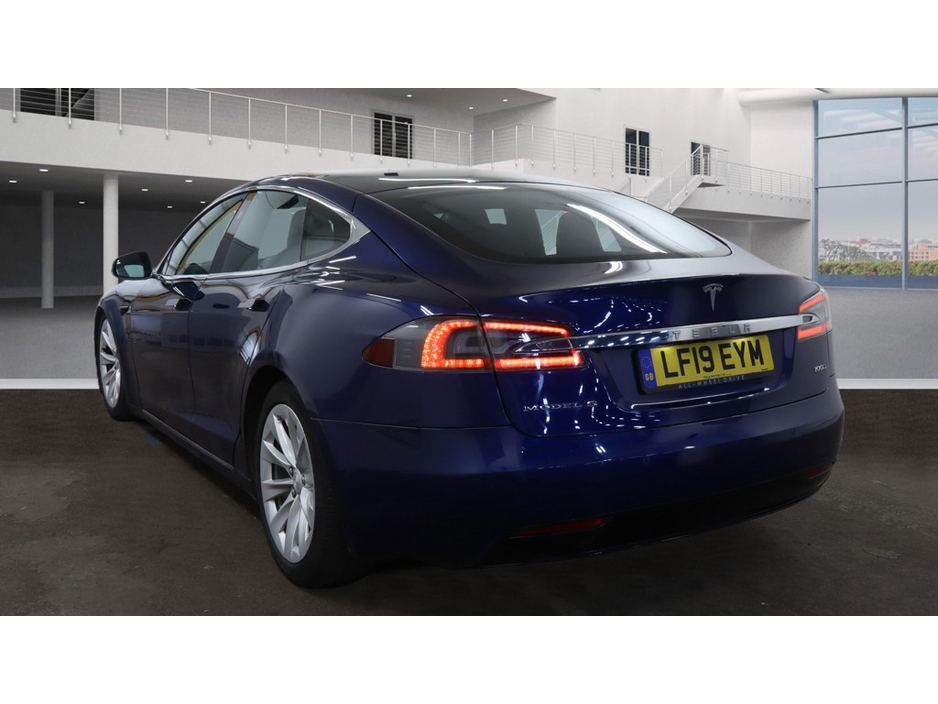 2019 Tesla Model S - image 12