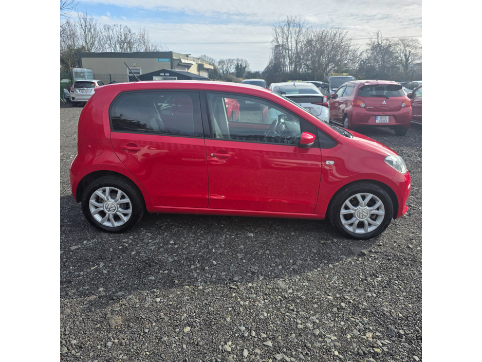 2015 Volkswagen up! - image 8