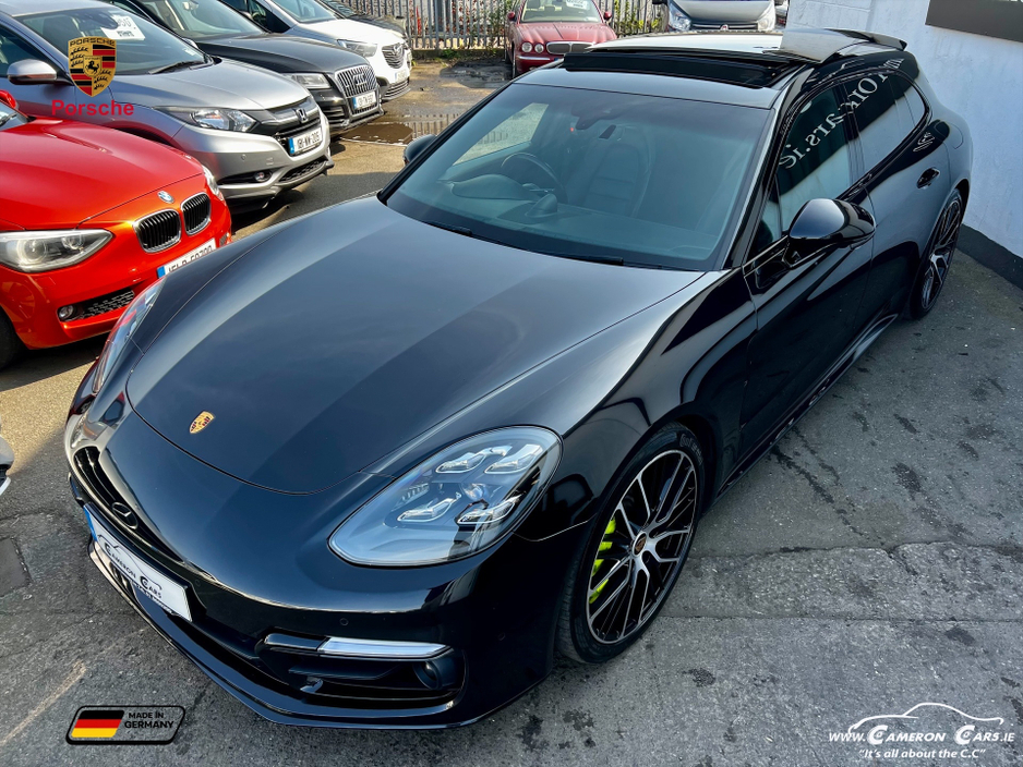 2022 Porsche Panamera - image 13