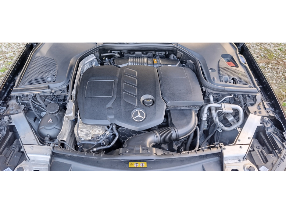 2018 Mercedes-Benz E Class - image 9