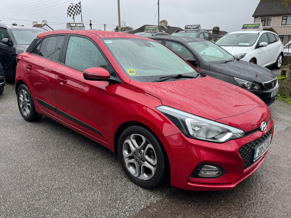 2020 Hyundai i20 - image 3