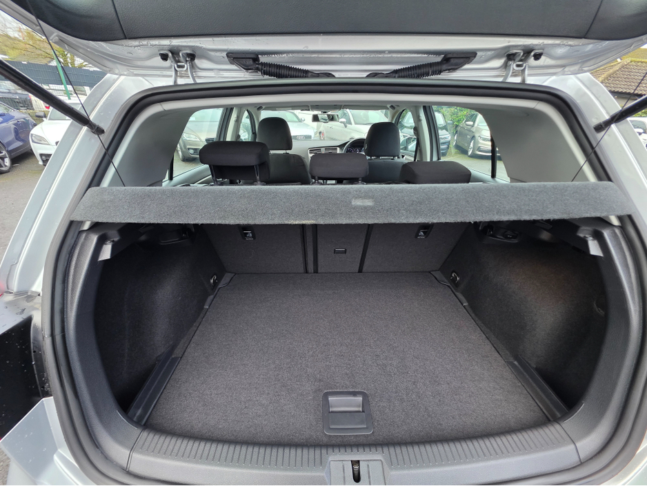 2015 Volkswagen Golf 1.2 TSI COMFORTLINE - REVERSE CAMERA - MULTIFUNCTION STEERINE WHEEL ALLOYS LOW TAX BAND €12,950