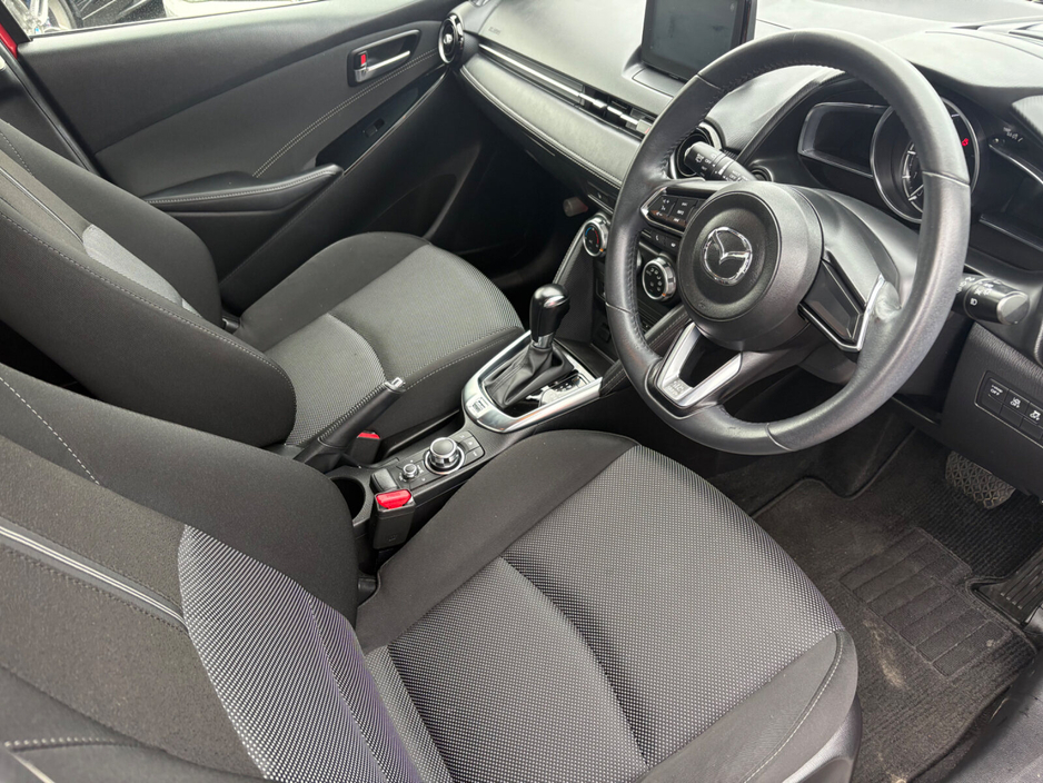 2017 Mazda Demio - image 13