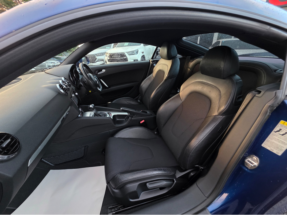 2014 Audi TT - image 11