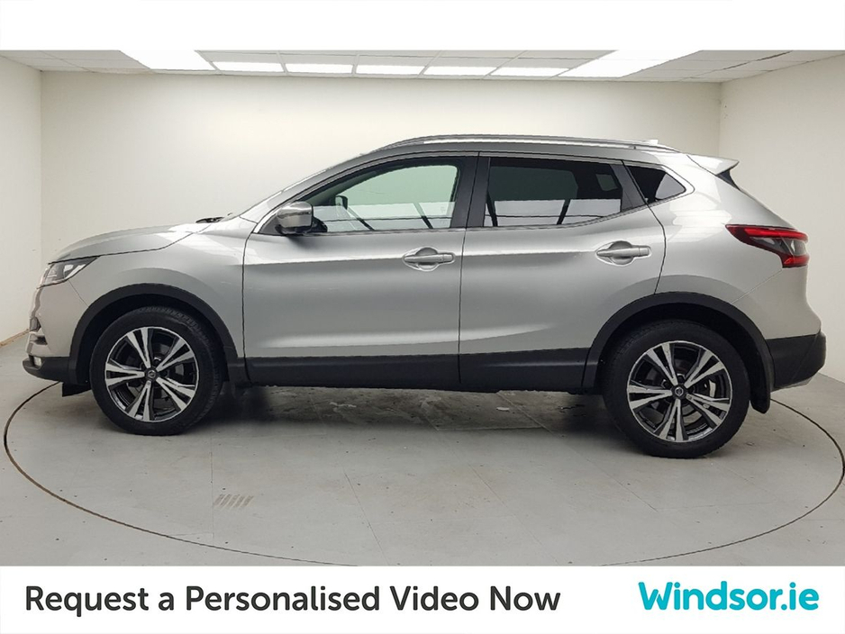 2018 Nissan Qashqai - image 5