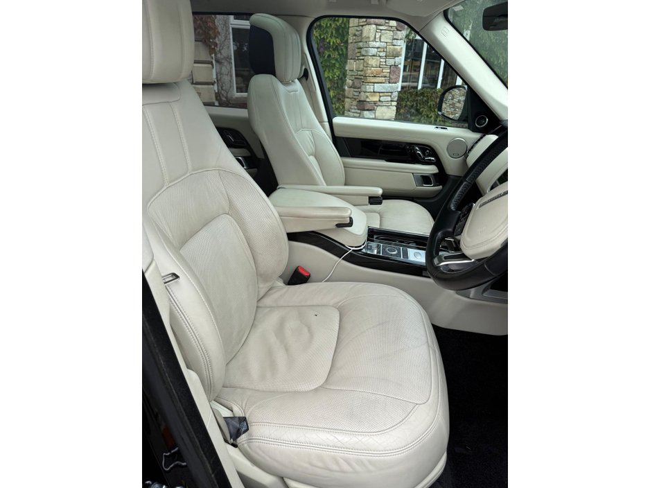 2020 Land Rover Range Rover Evoque - image 12