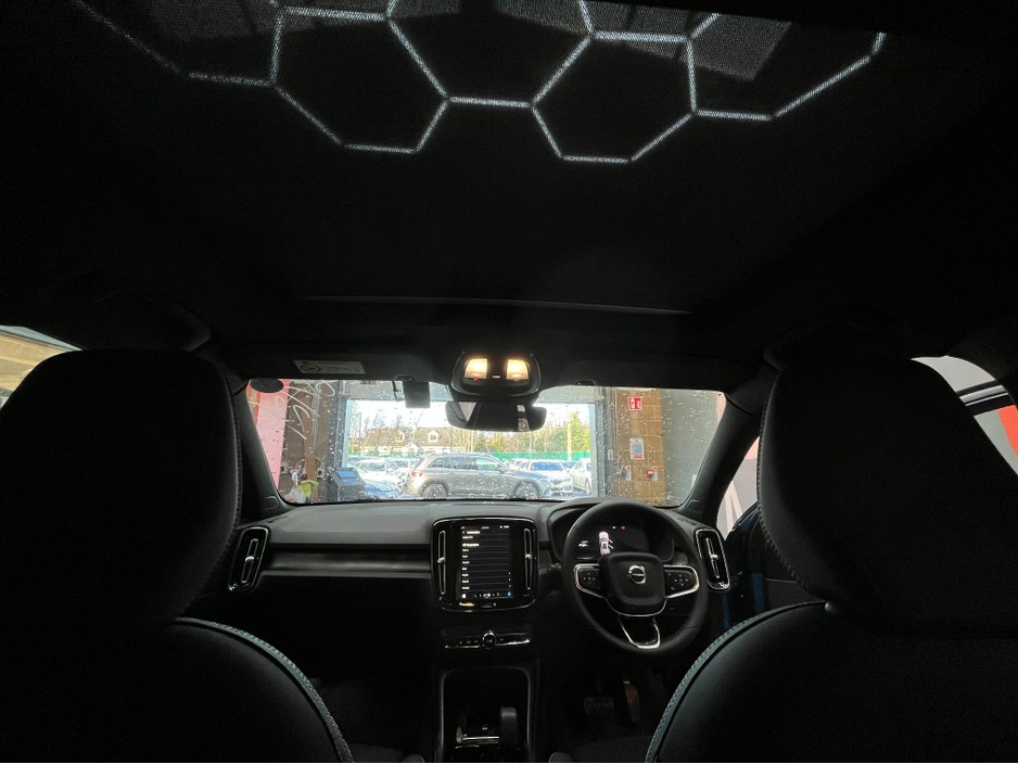 2022 Volvo XC40 2022 VOLVO XC40 EV RECHARGE ULTIMATE AUTOMATIC / CRUISE CONTROL / 360° CAMERA / ELECTRIC MEMORY & HEATED SEATS / PANORAMIC SUNROOF €27,950