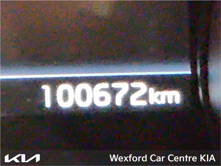 2023 Kia XCeed - image 14