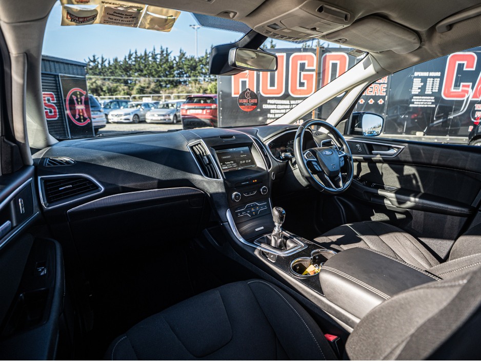 2016 Ford S-Max - image 8