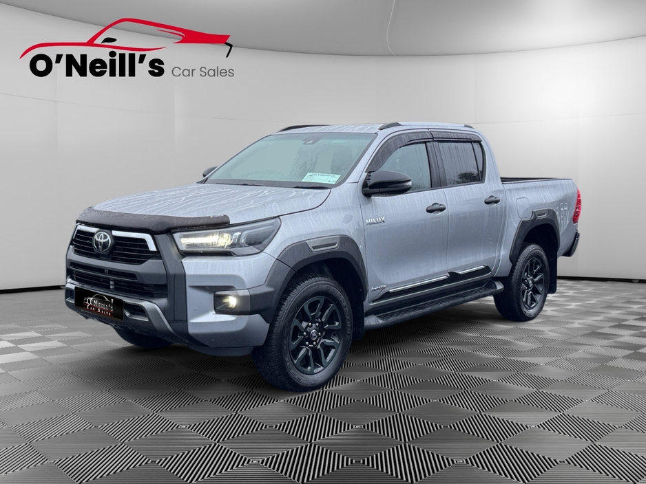 2024 Toyota Hilux *NO VAT* 2.8 INVINCIBLE AUTO #319 €51,999