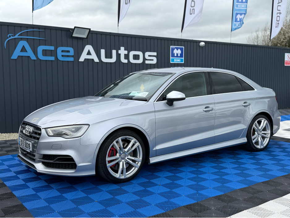 2015 Audi S3 - image 3