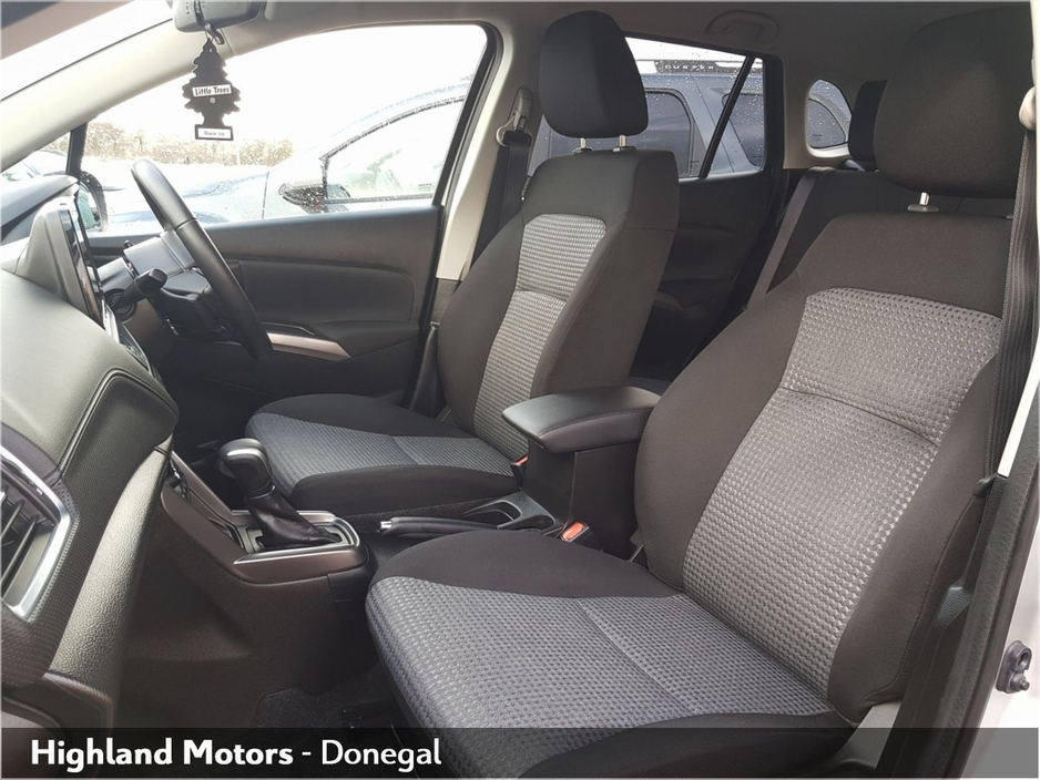 2023 Suzuki SX4 - image 5