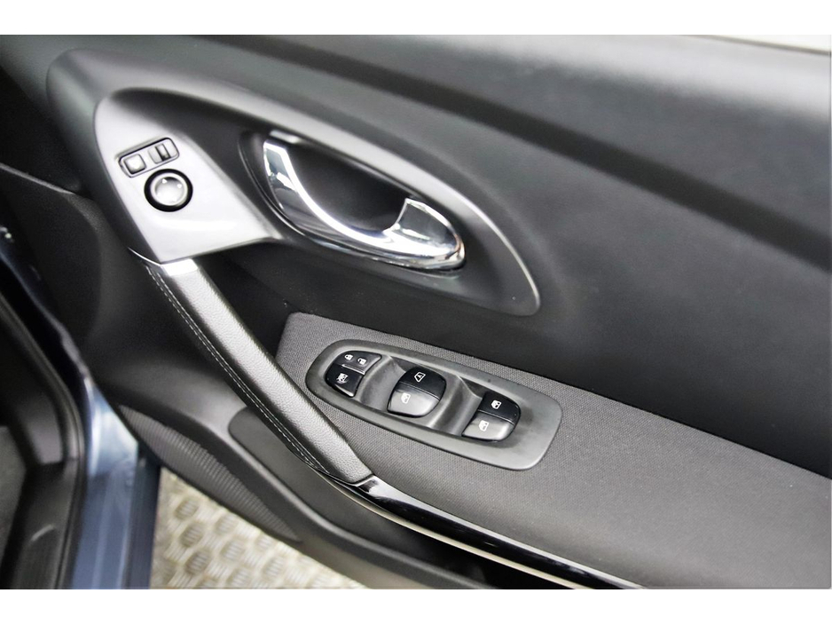 2016 Renault Kadjar - image 24