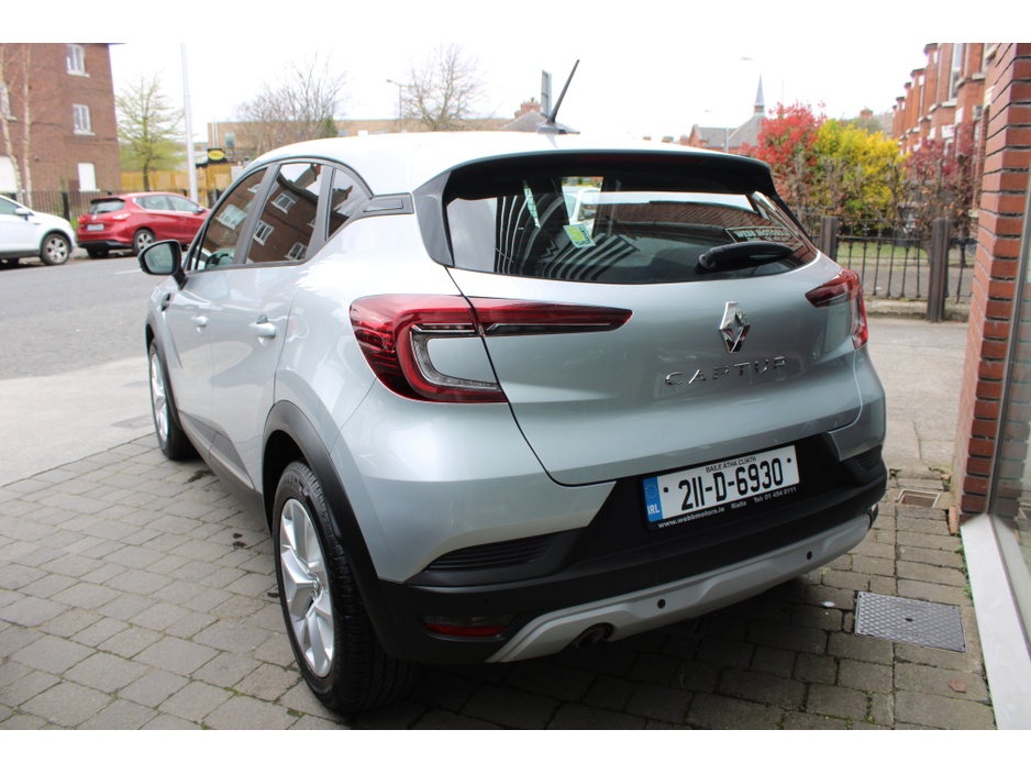 2022 Renault Captur - image 10