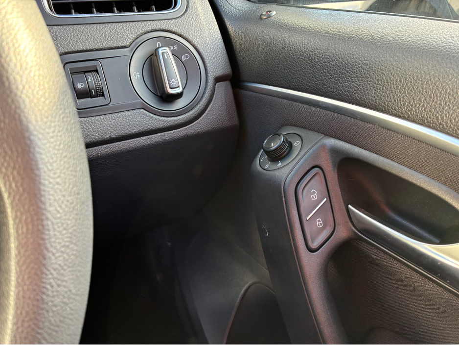 2016 Volkswagen Polo 1.2i TSI Petrol Automatic Comfortline €13,500