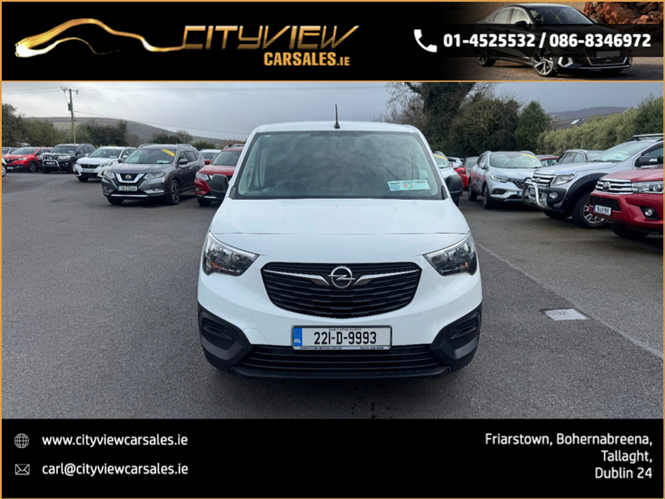 2022 Opel Combo - image 9