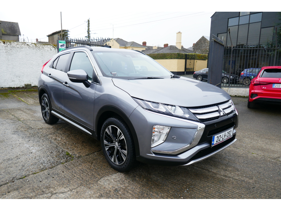 2021 Mitsubishi Eclipse Cross - image 2