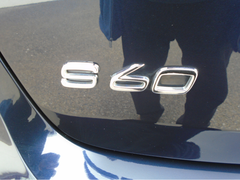 2017 Volvo S60 - image 17