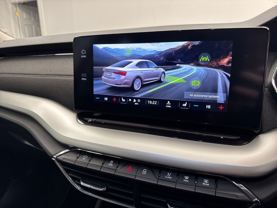 2024 Skoda Octavia - image 20