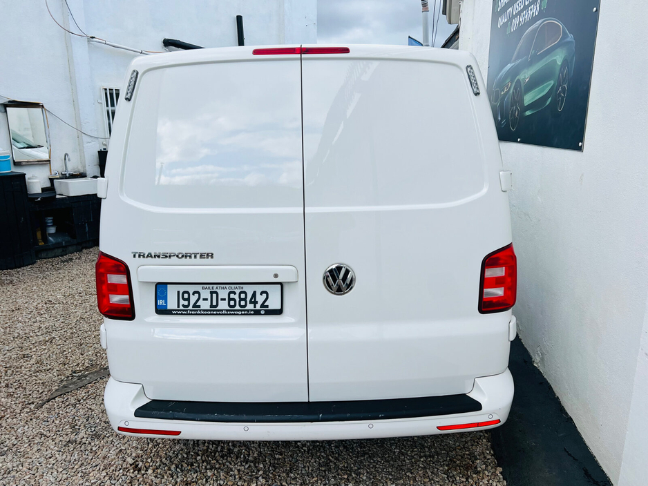 2019 Volkswagen Transporter  €16,750