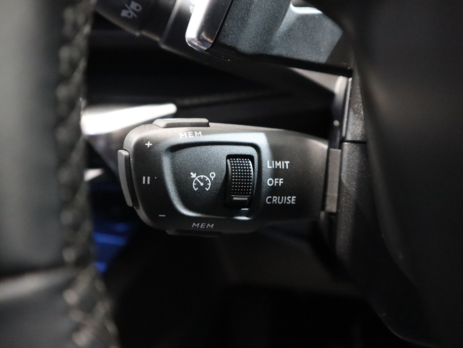 2022 Peugeot 3008 - image 15